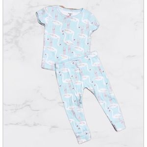 5/$15 Carter’s 18mo girls Swan outfit